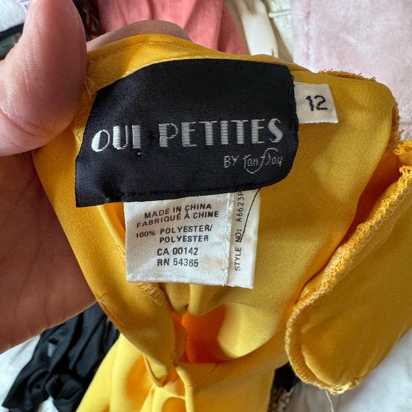 Vintage Yellow Short Sleeve Blouse - Picture 2 of 2